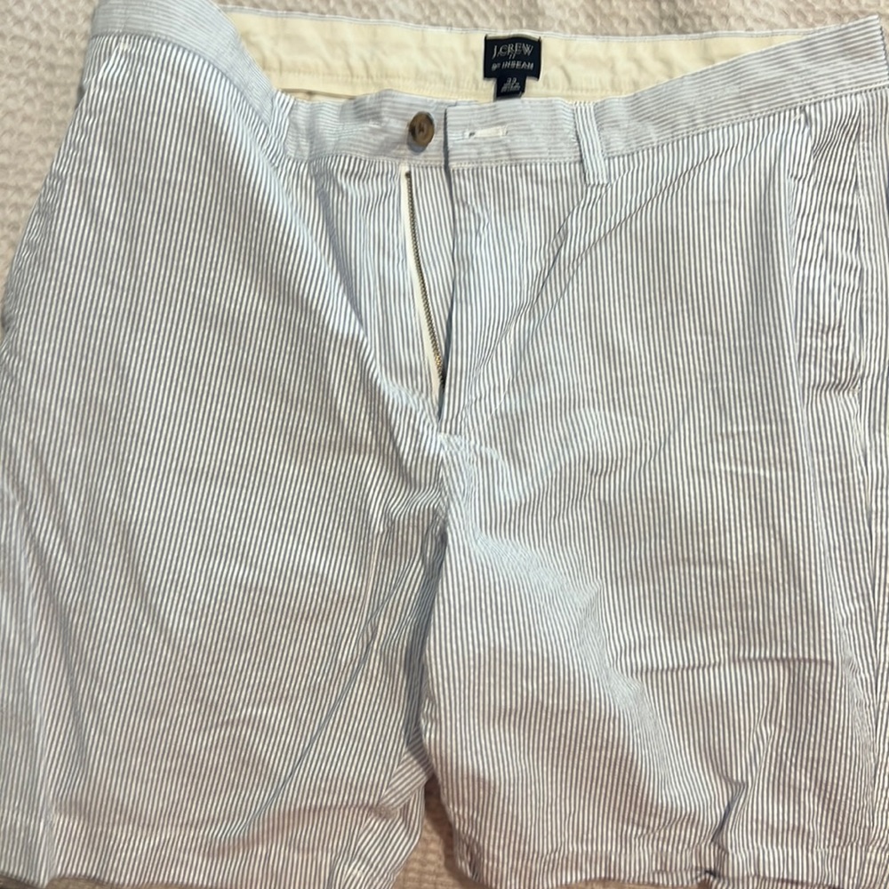 Jcrew -9” Searsucker shorts